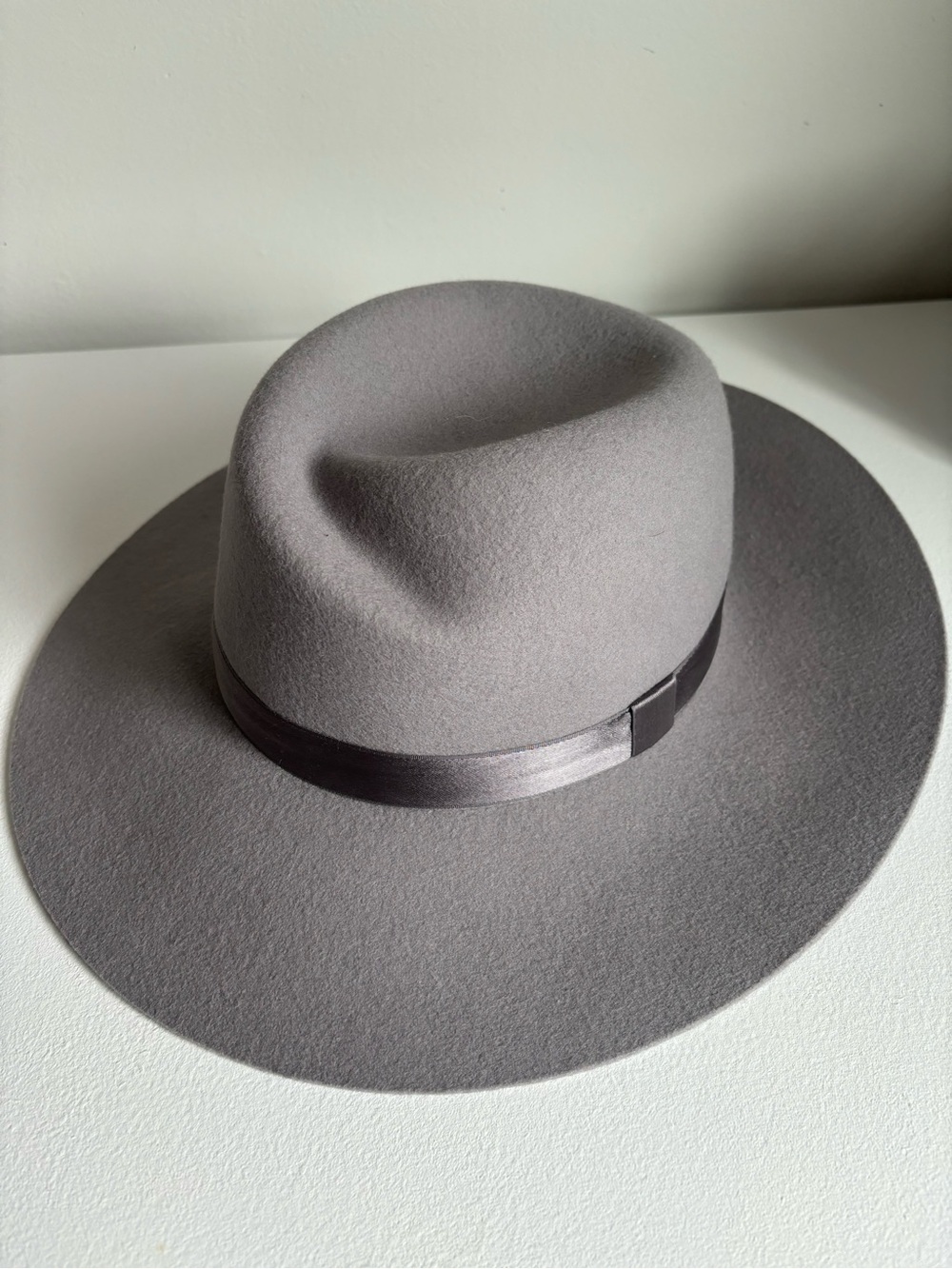 RAG & BONE wool hat with stain ribbon